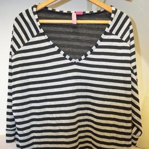 CHARLOTTE TARANTOLA Black/Silver V-Neck Tee, Sz L